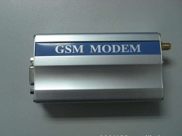 短信猫(GSM MODEM)在动环检测报警系统中的使用