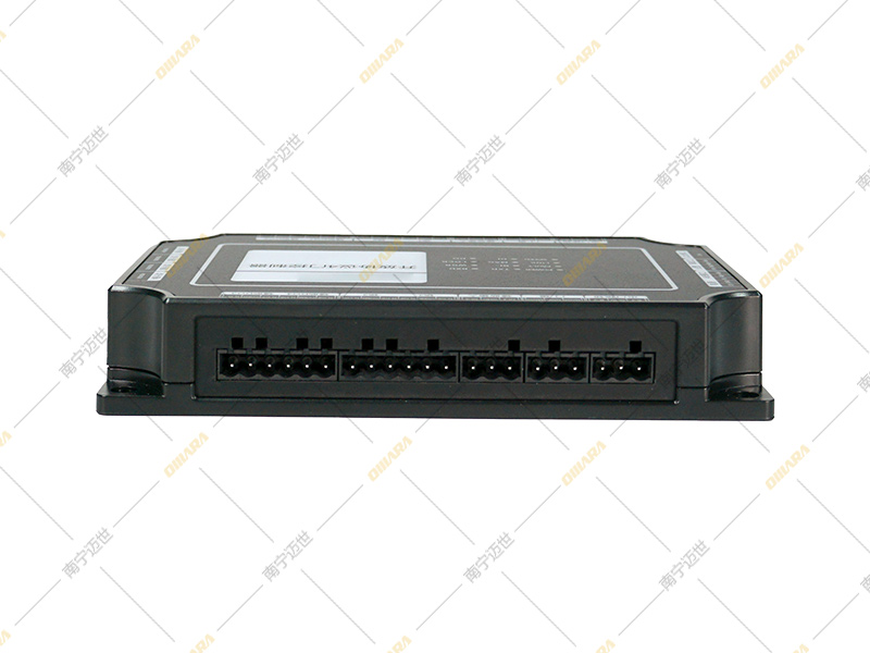 OM-ACC-D102 四门门禁控制