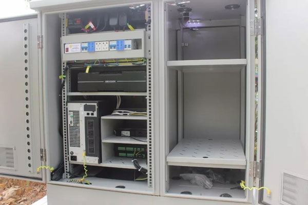 高速公路ETC门架系统智能控制柜箱