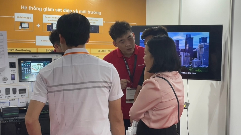 给越南客户介绍动力环境监控