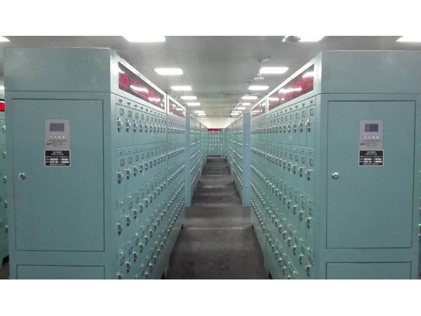 智能充电柜动环监控系统多少钱一套？